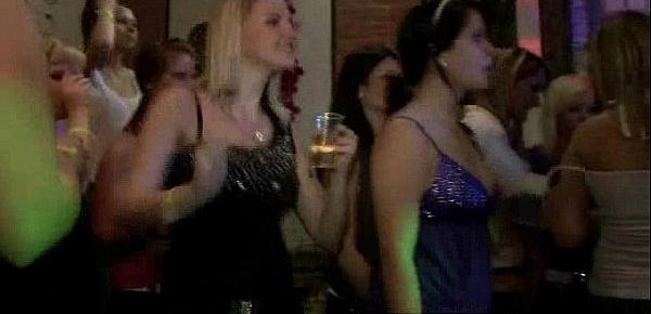  Sexy women dancing on party